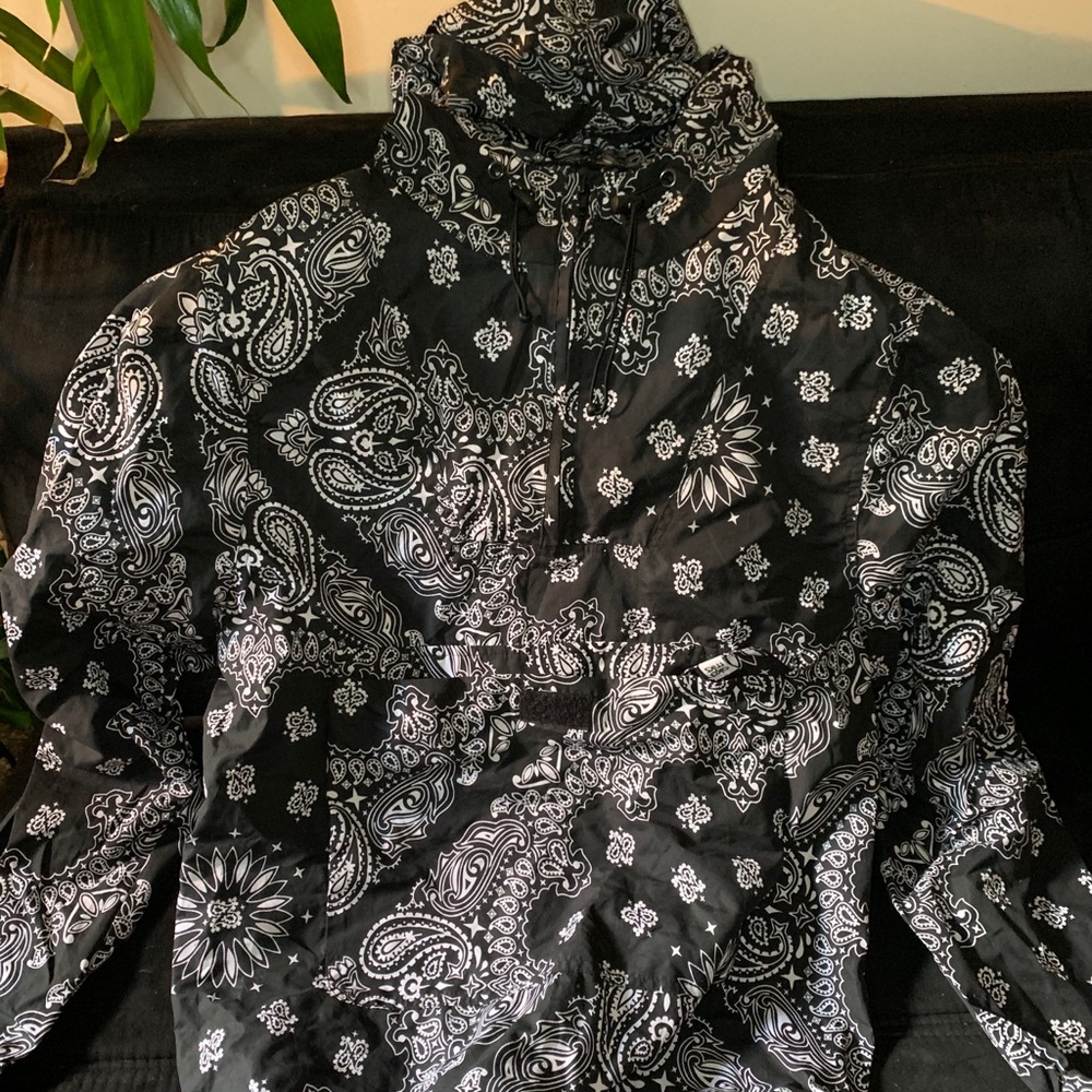 Bandana Print Akademiks Wind Breaker